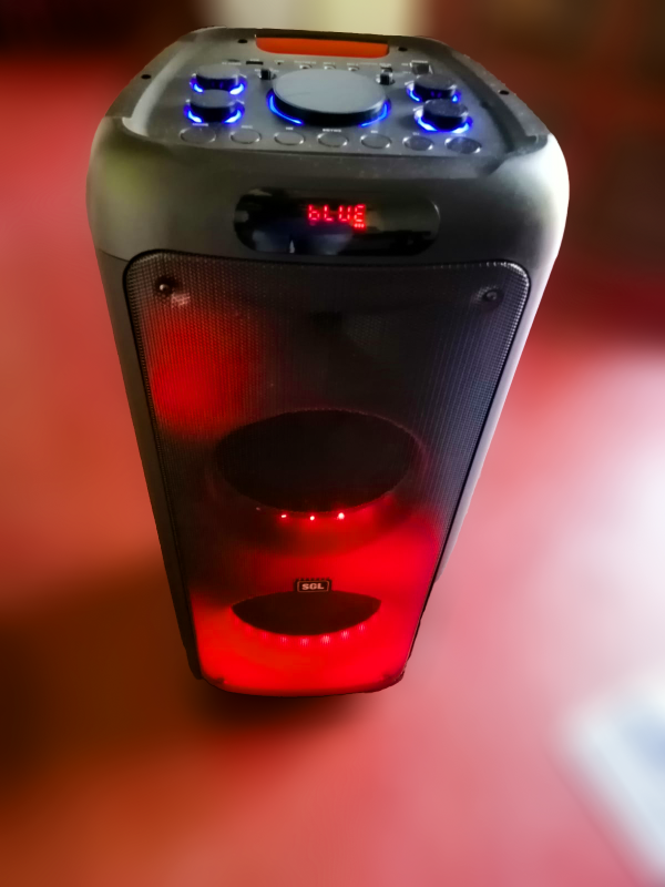 Karoke smart speaker - Image 3